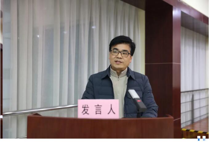 科创强“核” 转型求“新” | 武汉城投召开2025年科技立异事情大会-集团动态-武汉城投集团 