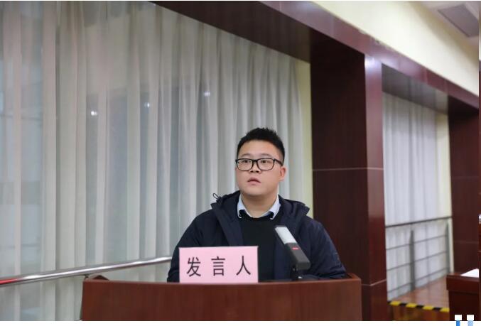 科创强“核” 转型求“新” | 武汉城投召开2025年科技立异事情大会-集团动态-武汉城投集团 